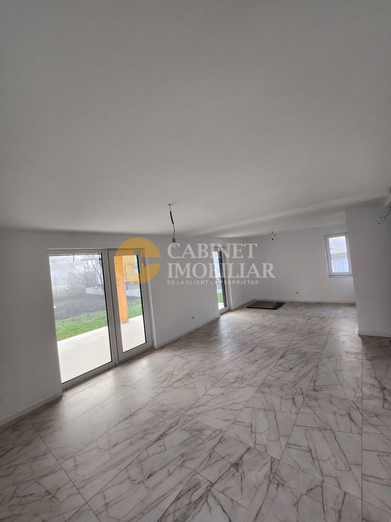 Casa Miroslava-Uricani - 4 camere 3 BAI - constructie regim propriu - TVA inclus - Poză 8