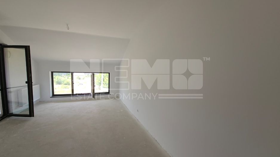 Apartament cu 3 Camere  78 mpI Suceava/Complex La Stejari I 106.000E - Poză 2