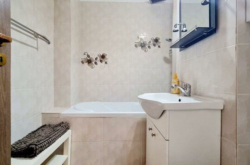 3 Cam Militari Gorjului Centrala Proprie Modern 2 Bai Metrou - Poză 6