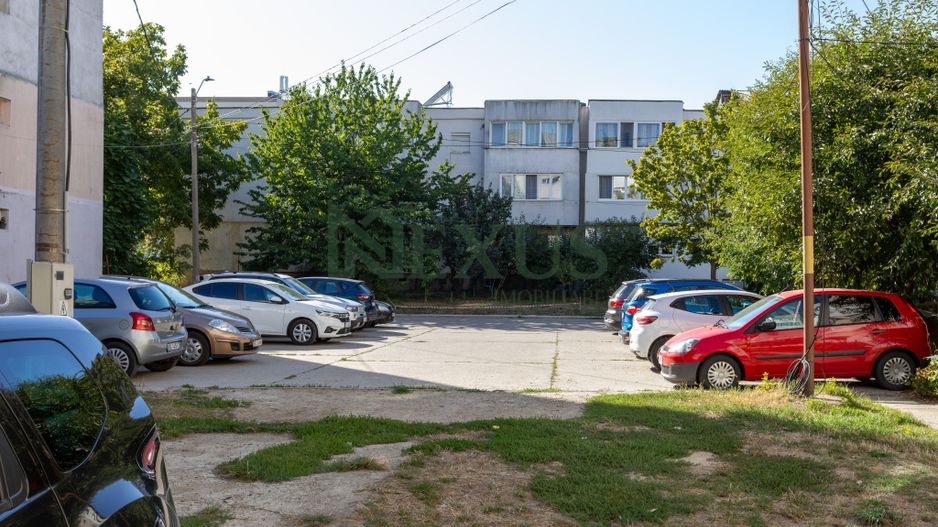 Apartament cu 4 camere, 90 mp, etaj 1 – Zona Nord, Bacău - Poză 32