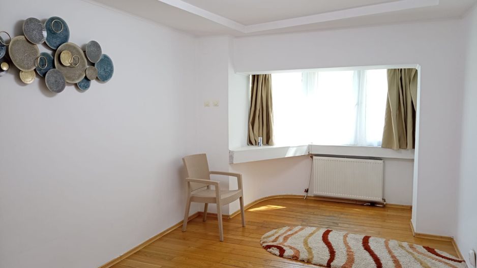 Aviației vizavi de Promenada - Poză 1