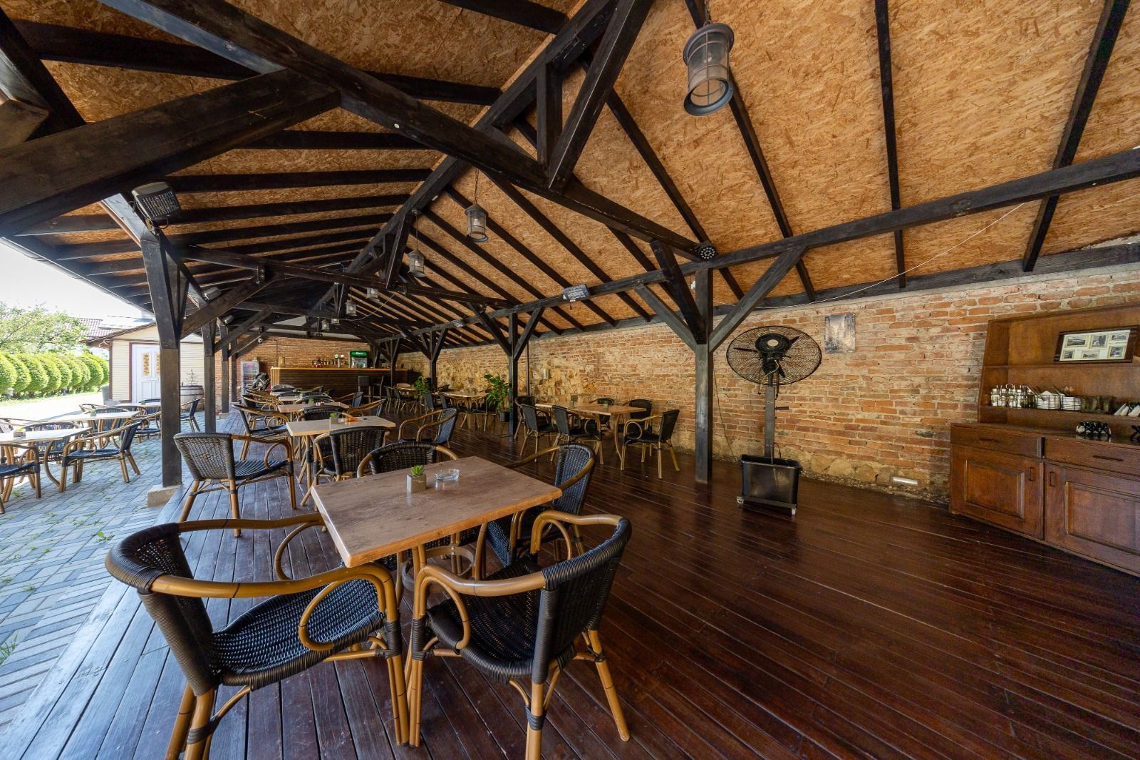 Proprietate turistică în centrul Cristianului 760 mp, teren 1.700 mp - Poză 7