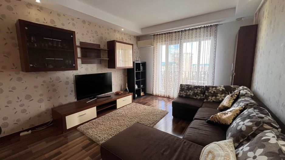 Apartament cu 3 camere de inchiriat Cosmopolis - Poză 1