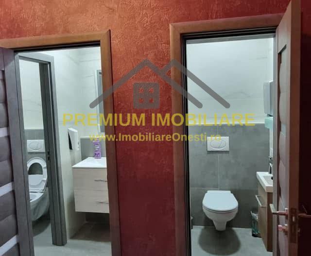 Spatiu Comercial - Zona de jos - Renovat - Poză 8