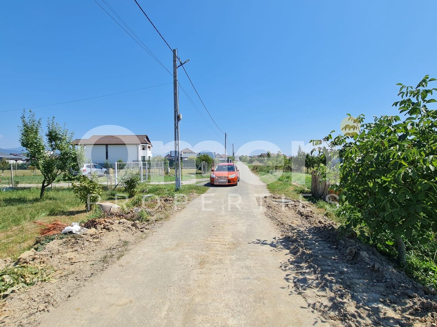 Teren intravilan 17 arii, utilitati la limita proprietatii, de vanzare , Mocira - Poză 3