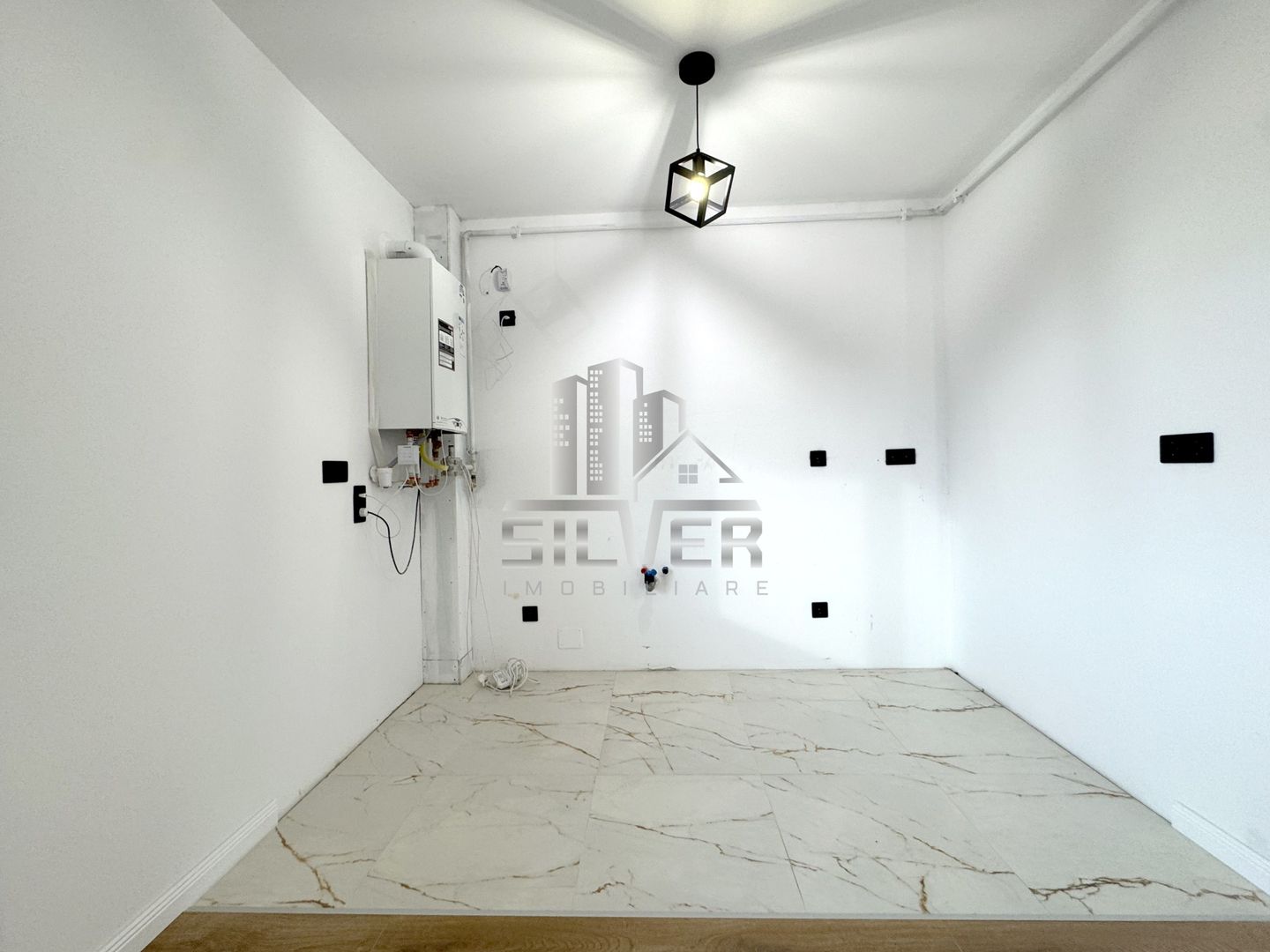 Apartament cu 2 camere/parcare/boxa/Cert.En.Cls.A/zona Cetatii. - Poză 2