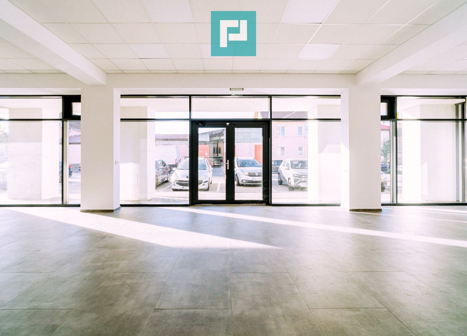 Spațiu comercial nou, vitrine mari, Calea Clujului - Poză 1