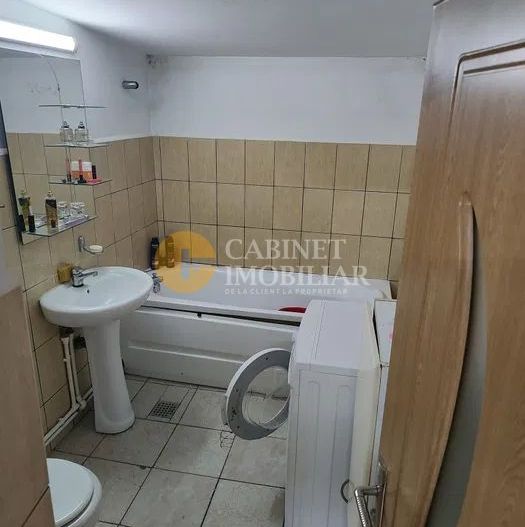 Casă de vânzare – Tătărași, toate utilitatile, libera! - Poză 6