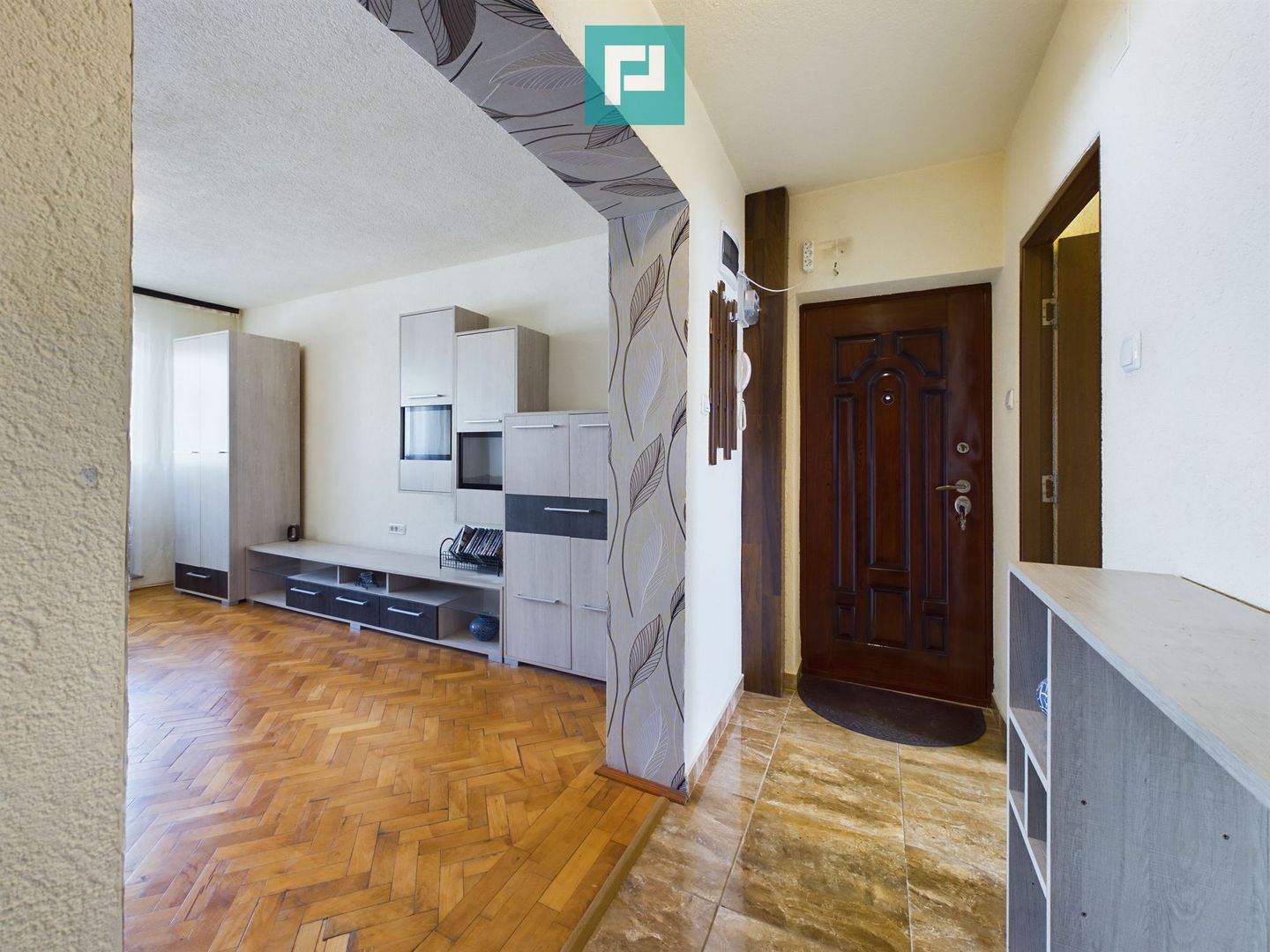 Apartament 3 camere zona Confecții - Poză 5