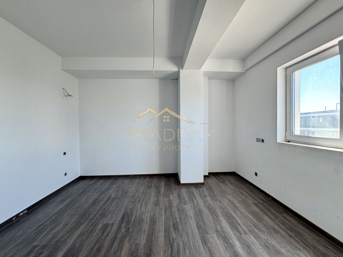 Duplex cu 4 Camere *211mp* Mobilat Complet/ 1 parking / Erou Iancu Nicolae - Poză 32