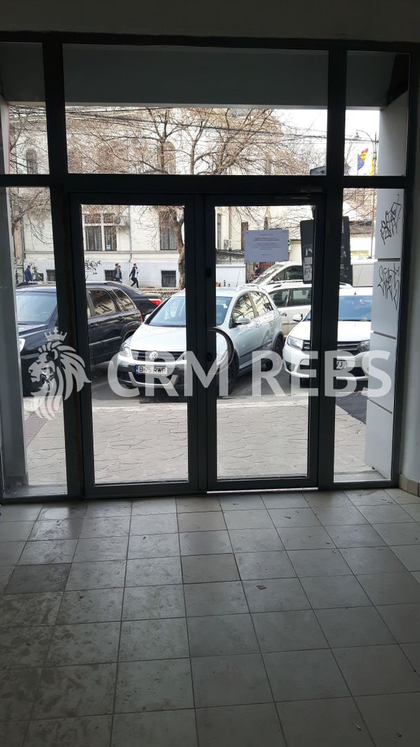 Spatiu comercial Piata Lahovary - str. George Enescu nr. 36-42 - Poză 10