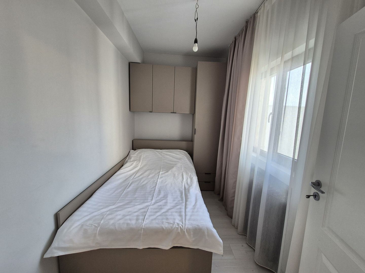 Apartament cu 3 camere - Unirii - Poză 6