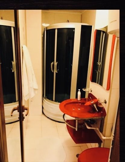 De inchiriat apartament zona centrala – langa faleza - Poză 3