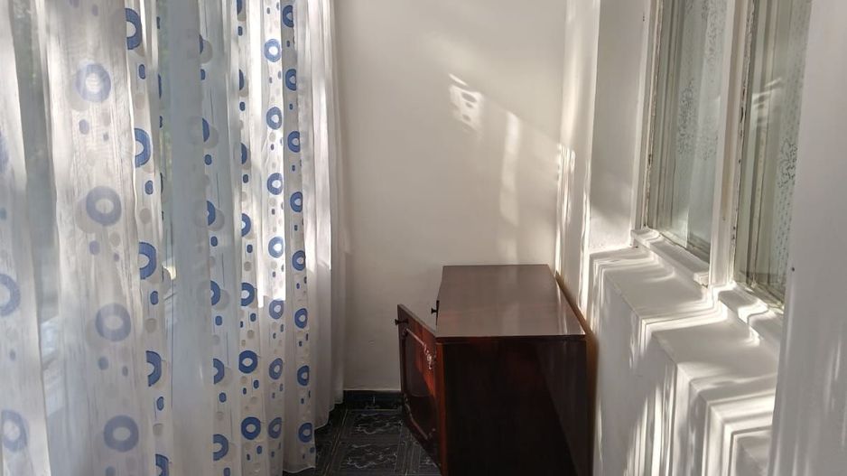 De vanzare apartament cu 2 camere, parter, micro 13 B, 60.000 euro - Poză 11
