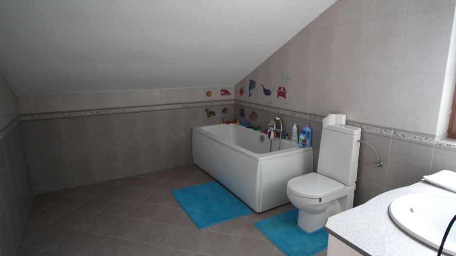 Casă / Vilă cu 5 camere de vânzare în zona Dumbravita - Poză 16