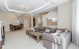 Chirie casă, 4 camere, str. Vasile Alecsandri, Centru - Poză 1