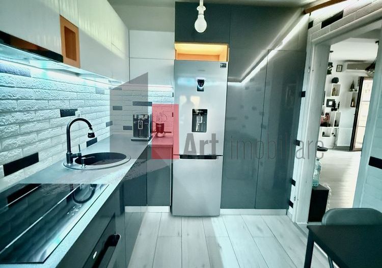 Vand Apartament 3 camere Parcare inclusa Militari - Poză 7