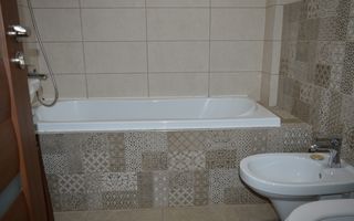 Apartament 3 camere Burdujeni/Suceava - Poză 17