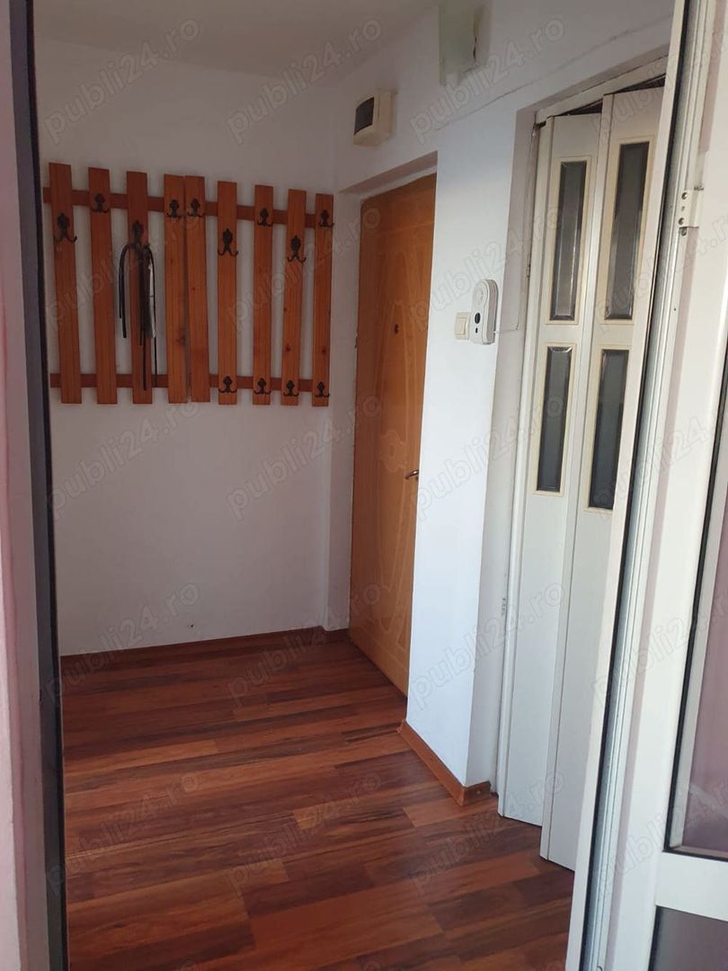 Apartament 2 camere, semidecomandat, Tiglina 1 - Poză 5