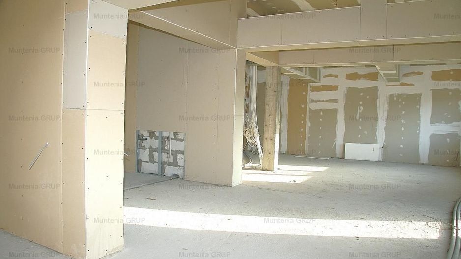 BUFTEA - central, vila D+P+E la pret de apartament - Poză 2