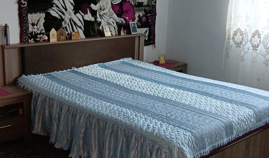 🏡 CASĂ SPAȚIOASĂ CU 5 CAMERE, CURTE ȘI TEREN - Poză 9