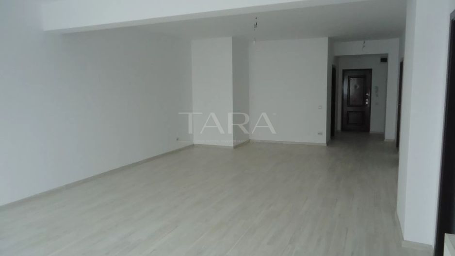 Apartament spațios 100 mp utili – zonă Centrală - Poză 1