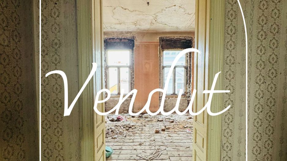 De vanzare Apartament de renovat 4 camere generoase Central Arad - Poză 1