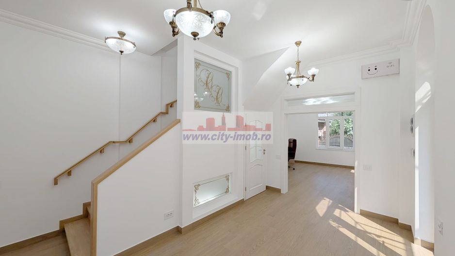 Inchiriere casa 5 camere,  Piața Victoriei,  Renovata 2025 - Poză 10