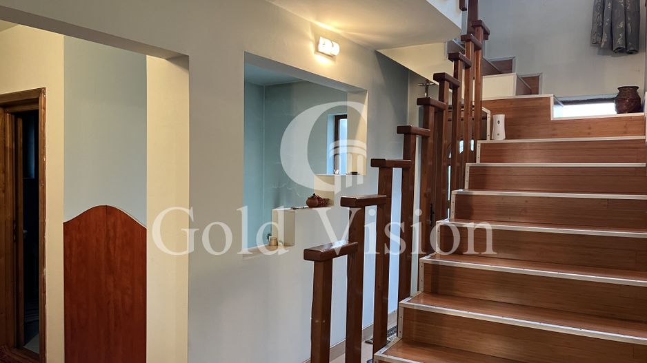 Casă cu 5 camere + anexă cu garaj, mobilată complet, str. Gh. Șincai - Poză 10