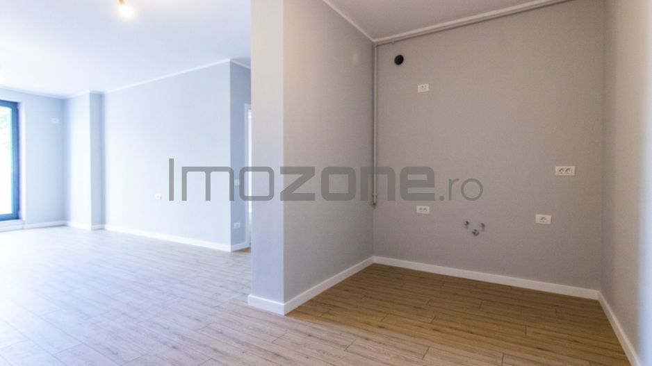 SPATIU COMERCIAL 100MP + 17 TERASA - 2 LOCURI DE PARCARE, BOXA INCLUSA 9MP - Poză 6