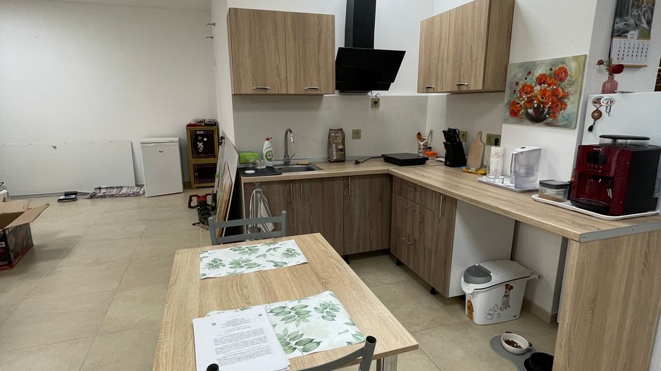 Spatiu Comercial / Birouri | Finisat | Loc de parcare inclus | Str. Marginii - Poză 3