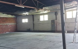 Hala de vanzare zona Pacea 720mp pret 150000 euro negociabil - Poză 1