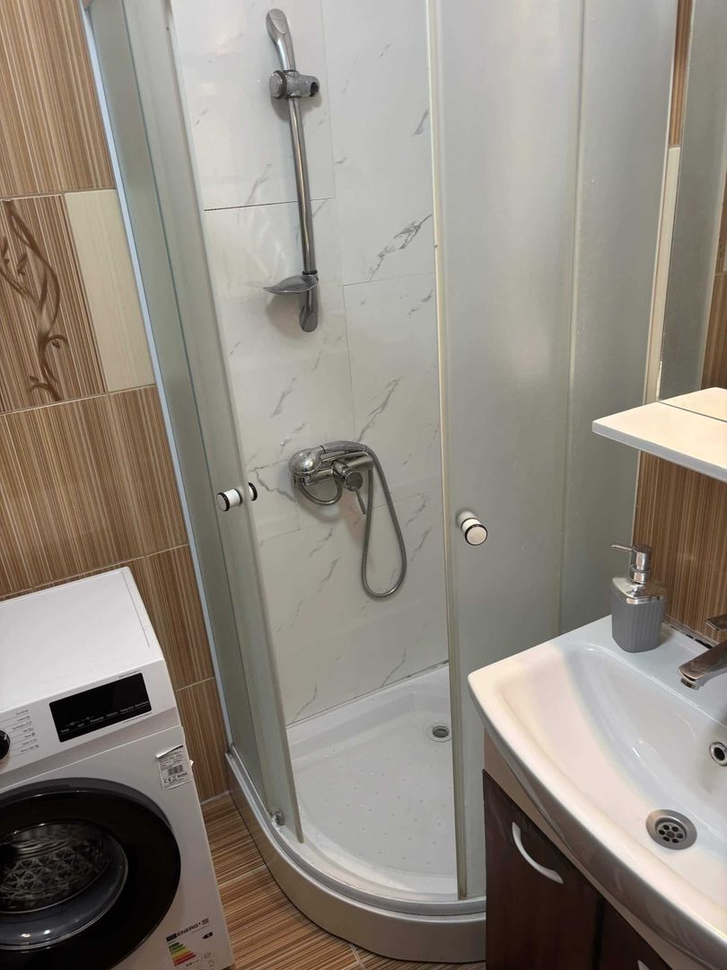 Închiriere Apartament cu 3 camere Stefan cel Mare, aproape metrou, mobilat - Poză 2