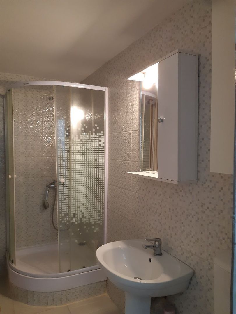 Închiriez garsonieră renovată, modernă, Mall Vitan - Poză 6