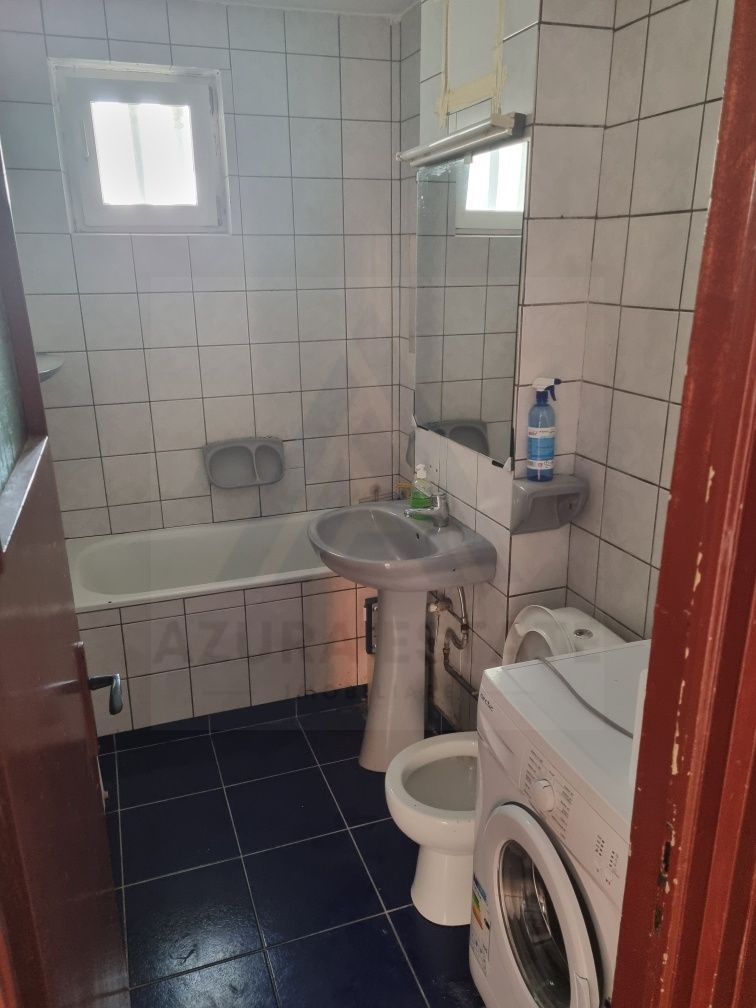 Apartament 2 camere 54 mp utili bucatarie inchisa etaj 3 zona Terezian - Poză 8