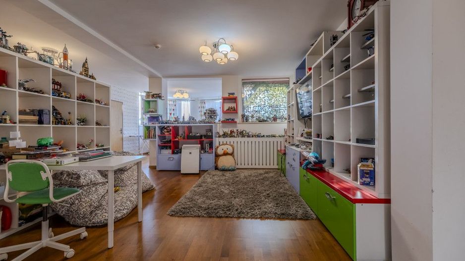 Casa individuala  - vedere spre padure - Parcul Sub Arini - Poză 9