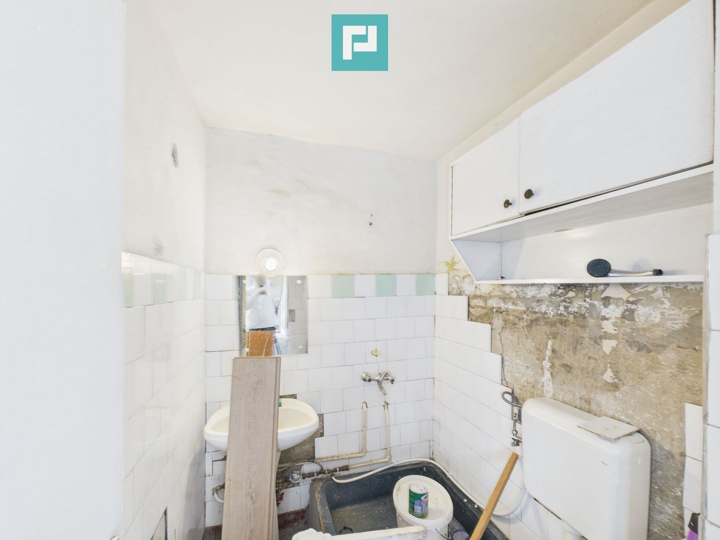 Apartament decomandat cu patru camere de inchiriat - Poză 19