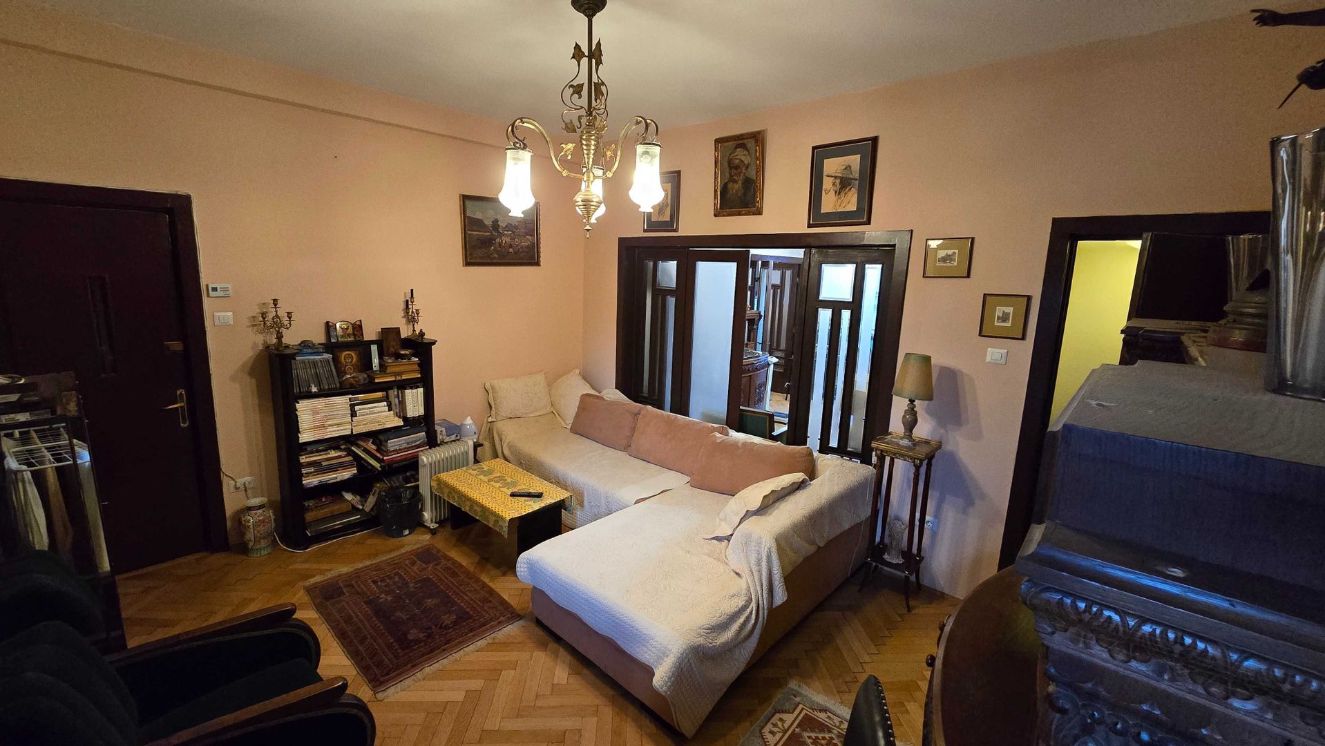 Apartament în bloc interbelic - 3 Camere - 2 balcoane - 203.000 € - Poză 6