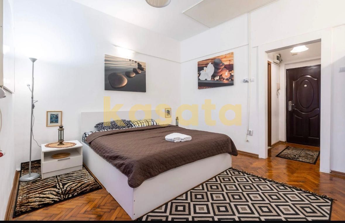 Garsonieră Calea Victoriei – renovată și utilată - Poză 1