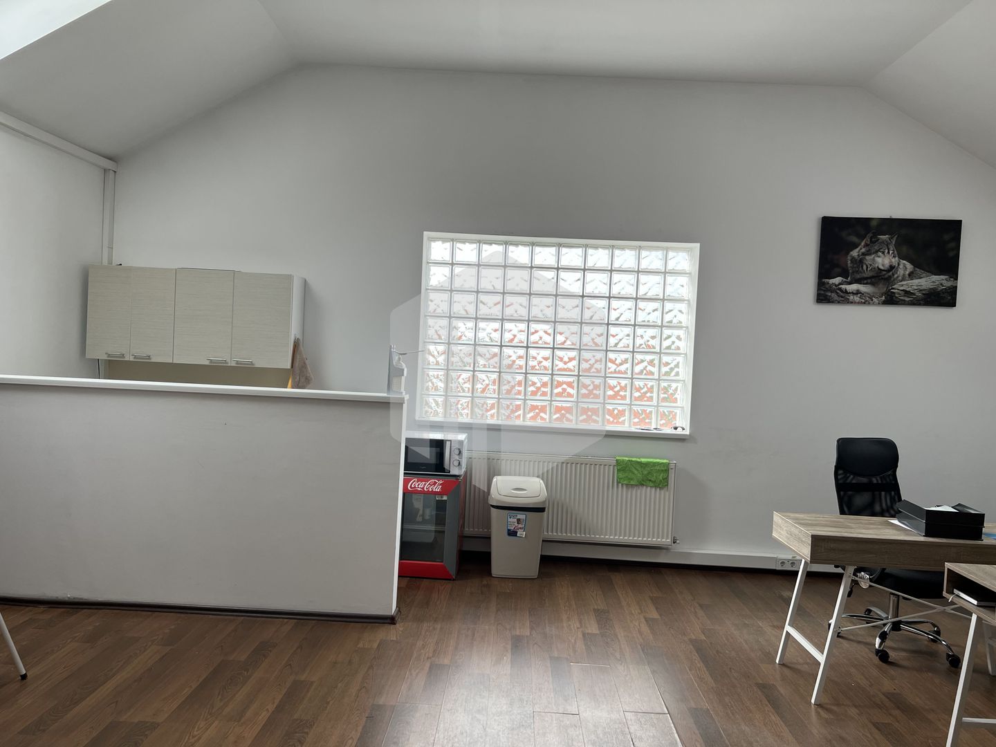 Spatiu de birouri de inchiriat/ Cale Dumbravii- Gh.Dima-60 mp - Poză 2