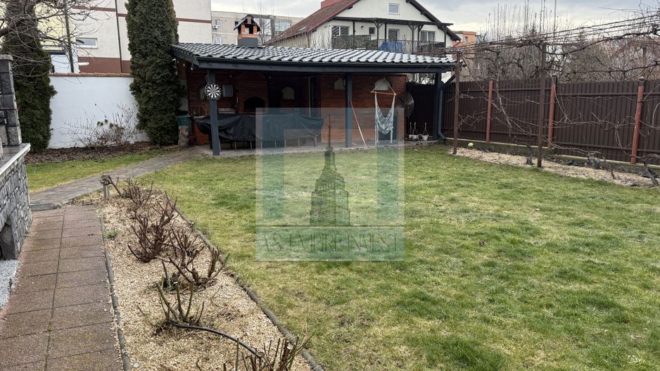 COMISION 0% Casa/Villa 9 camere, singur in curte-zona Tractorul/Brasov - Poză 12