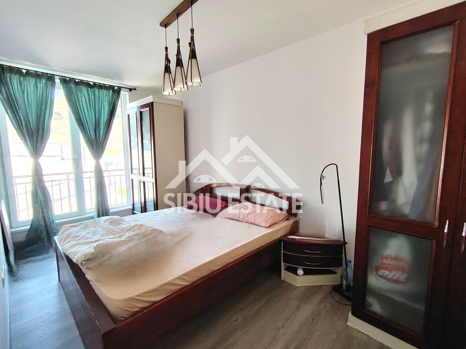 Casa la pret de apatrament 4 camere 2 bai - Poză 11