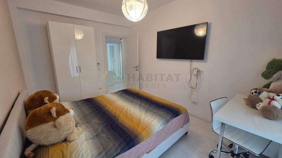 Vilă  cu mansardă, piscină și design modern – Tunari - Poză 24