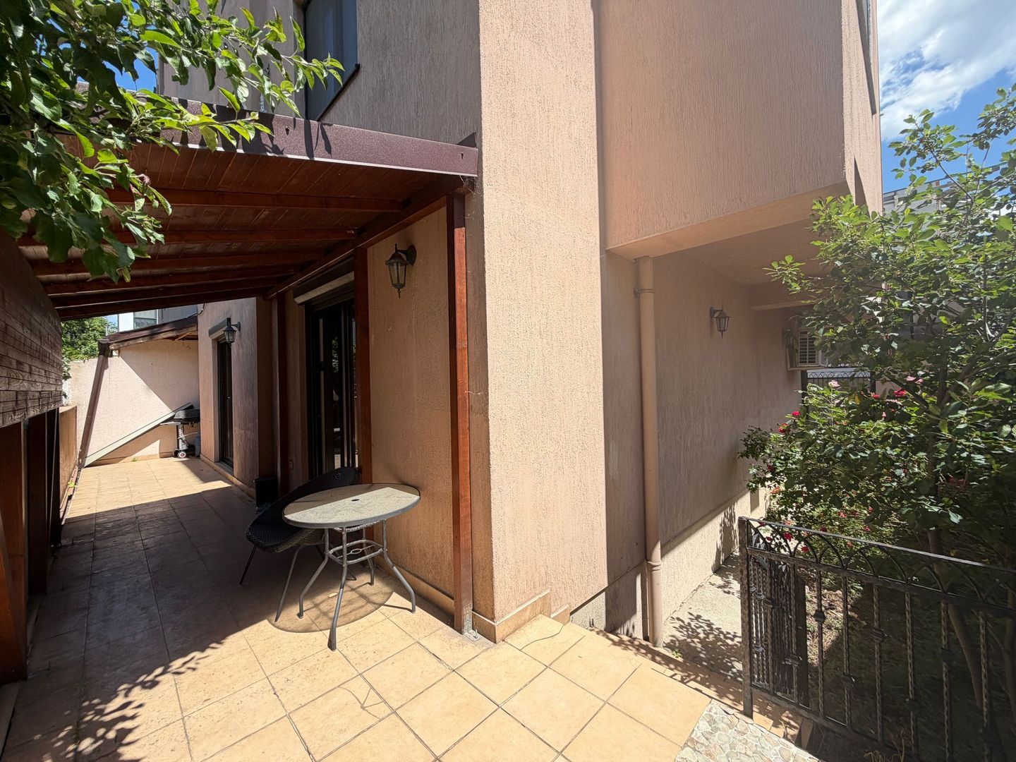 2 CAMERE + TERASA si GRADINA || BANEASA  || BLOC NOU Strada Garlei - Poză 5