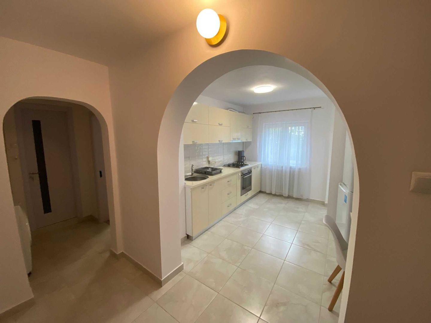 Apartament 2 camere | 63 mp | Metrou Lujerului | Renovat recent | Parcare - Poză 2