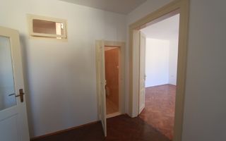 Casa singur in curte-zona Girocului - Poză 7