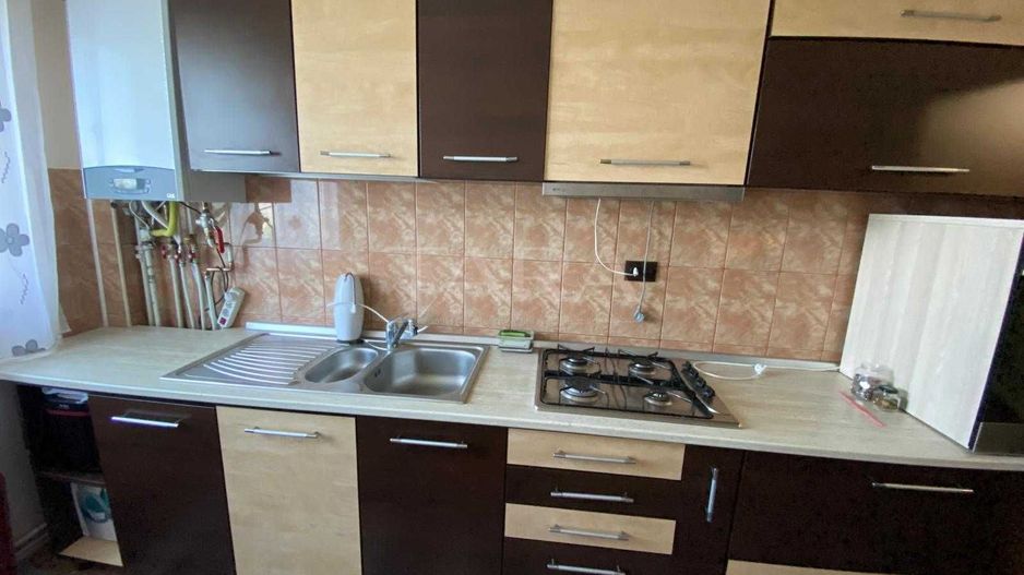 Apartament decomandat cu garaj individual subteran de 26 mp. - Poză 3