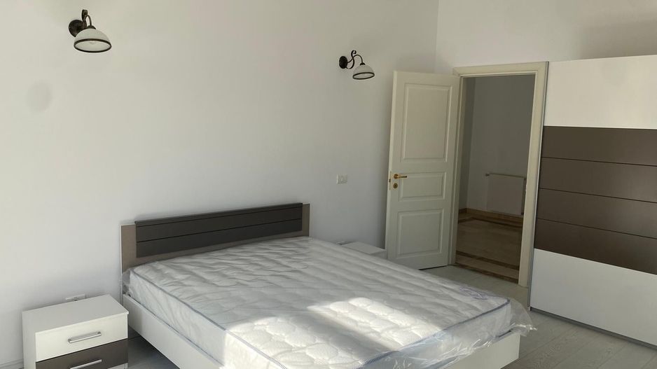 VILA CASA DE INCHIRIERE IN ZONA EROU IANCU NICOLAE PIPERA - Poză 41