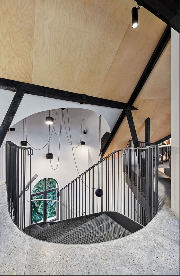 Casa Trei | Arhitectură neoclasică reinterpretată contemporan - Poză 9