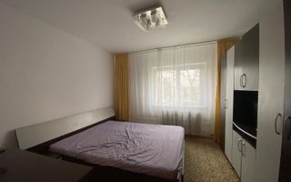 APARTAMENT 3 CAMERE CHIRIE 1 MAI CIUPERCA - Poză 1